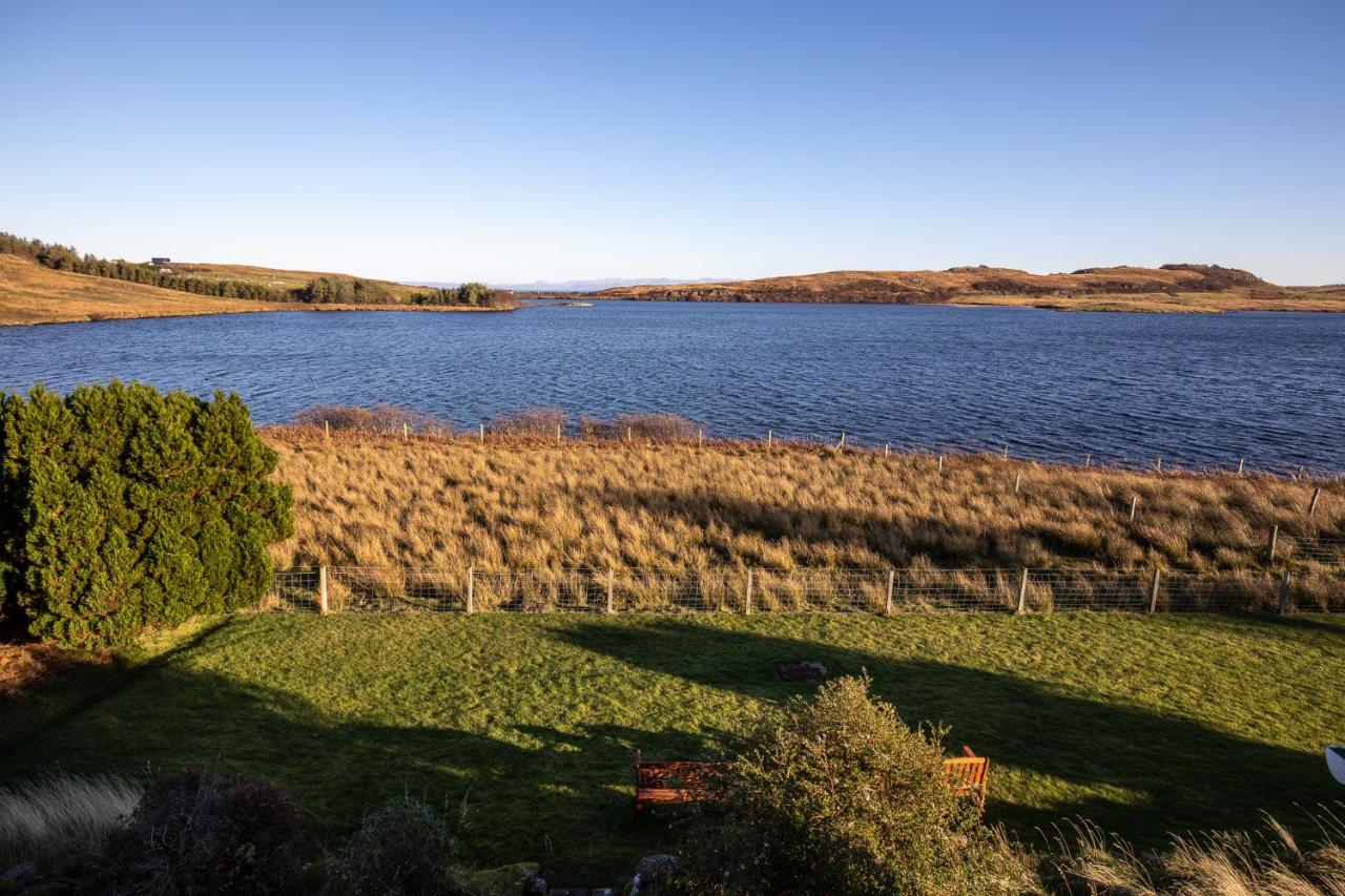 Lochside Villa Staffin Exterior photo
